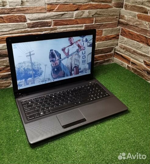 Ноутбук asus i7 4 ядра/Видеокарта 1гб/акб 100