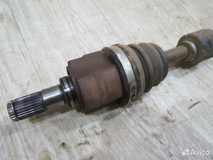 Привод левый Hyundai Solaris 2