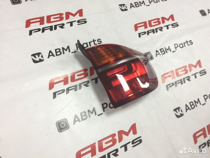 Правый задний фонарь в крыло BMW E70 X5