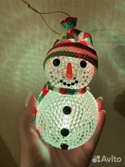 Елочные игрушки светящиеся