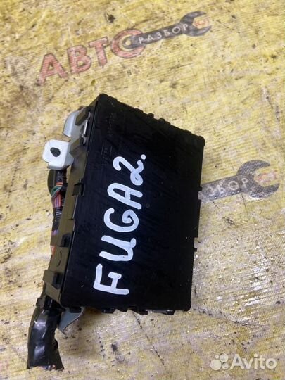 Блок комфорта Nissan Fuga Y50 VQ35DE 2006