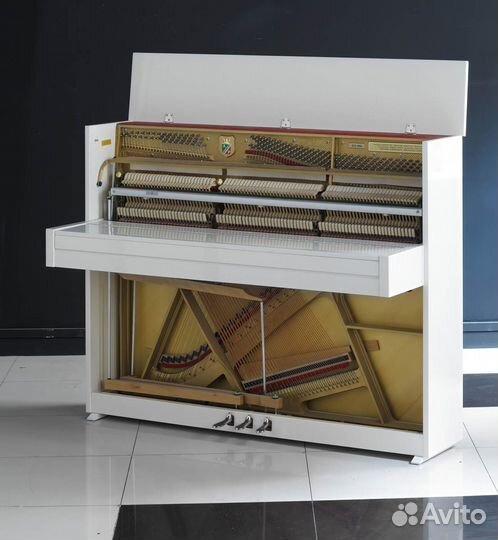 Пианино Petrof Middle P 118 S1 белое + доставка