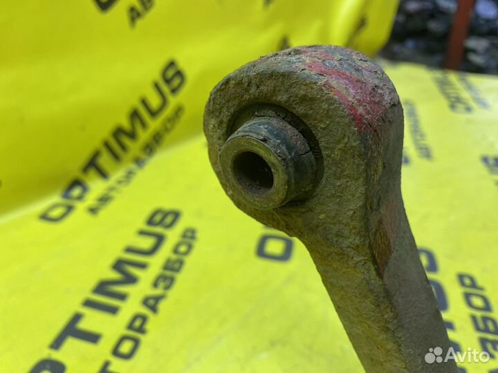 Задний левый кулак Hyundai Sonata EF