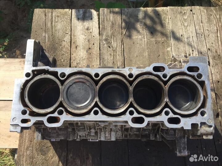 Блок двигателя Вольво Volvo s80. 2.5 turbo231 л.с