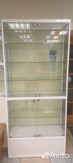 Мебель и холодильники