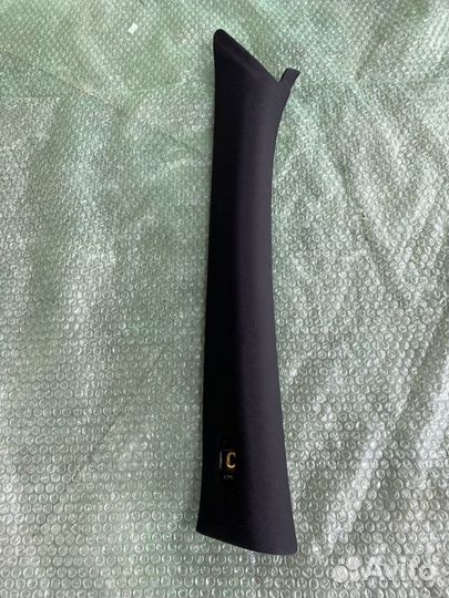 Обшивка стойки передняя левая Mercedes-Benz