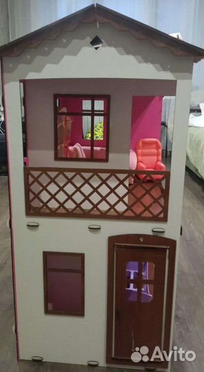 Домик кукольный