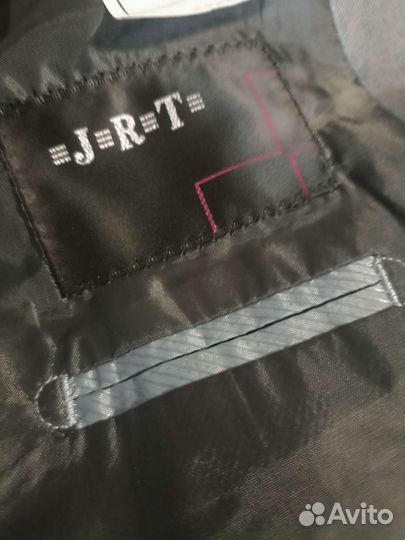 Костюм на мальчика новый 122