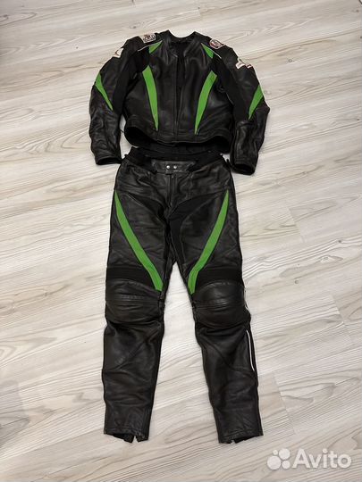 Костюм для мотоцикла