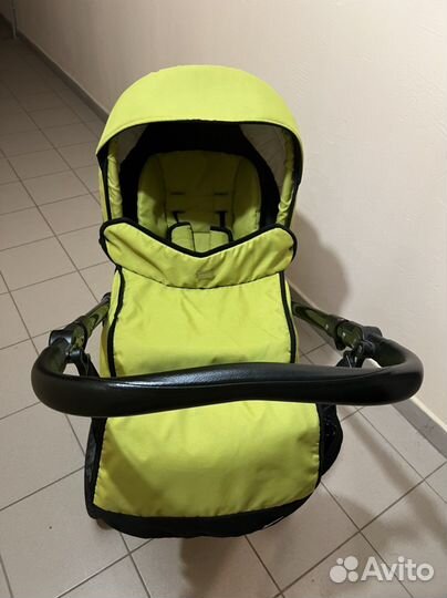 Коляска прогулочная Vikalex Lazzara