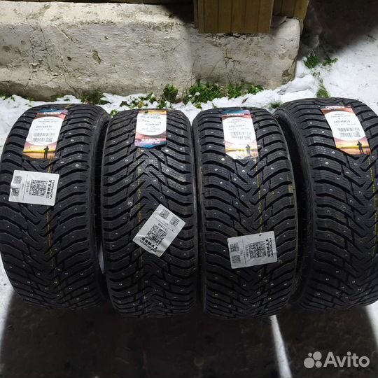 Nokian Tyres Hakkapeliitta 8 245/45 R19 102T