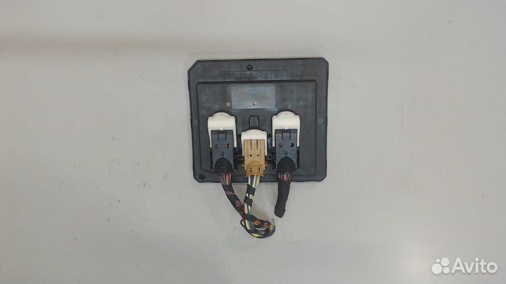 Блок управления бортовой сети Skoda Fabia, 2021