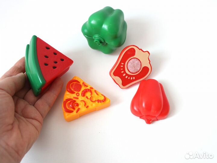 Игрушечный набор овощей на липучках
