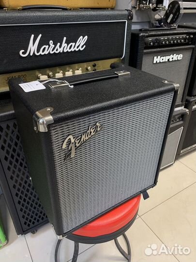 Комбоусилитель басовый Fender rumble 25