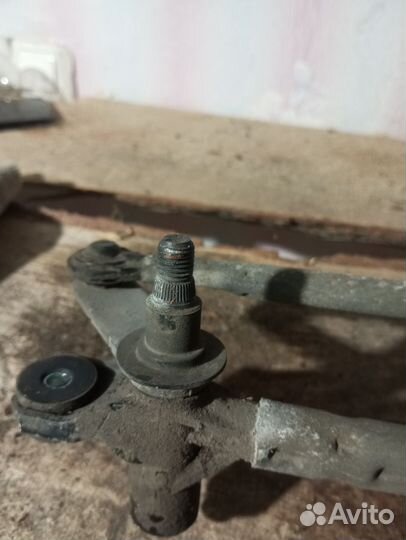 Трапеция дворников на Шевроле Авео Т 250