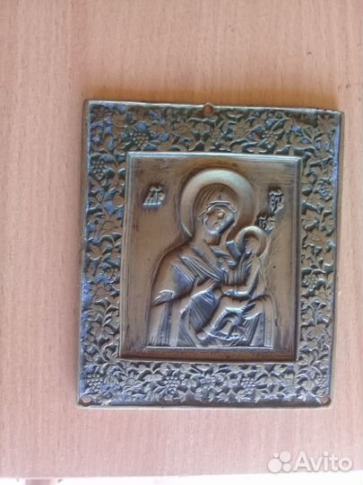 Старинная литая икона