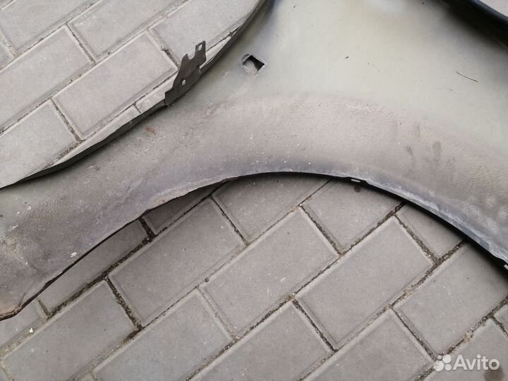 Крыло Переднее Левое Рено Логан 1