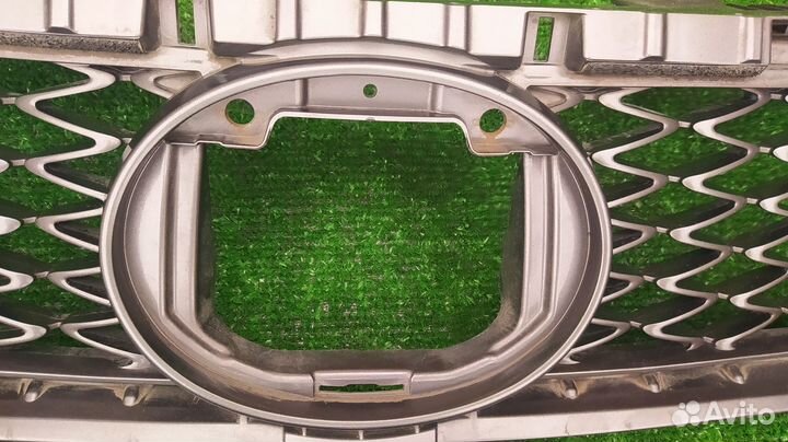 Решетка радиатора на Lexus CT F Sport 2011-2013