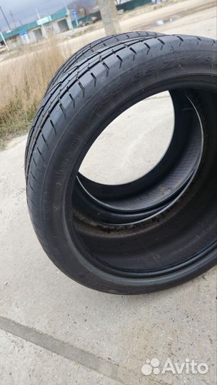 Pirelli P Zero 255/35 R18 81K