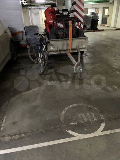 Машиноместо, 16 м²