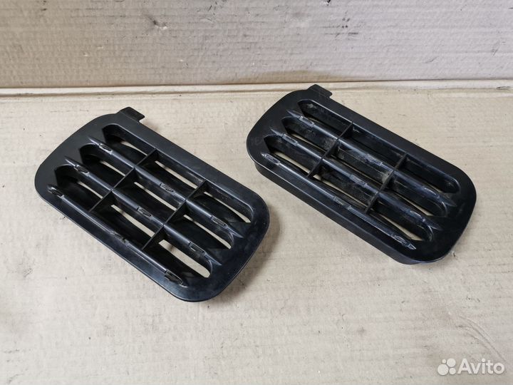 Вентиляция багажника на Mercedes W124