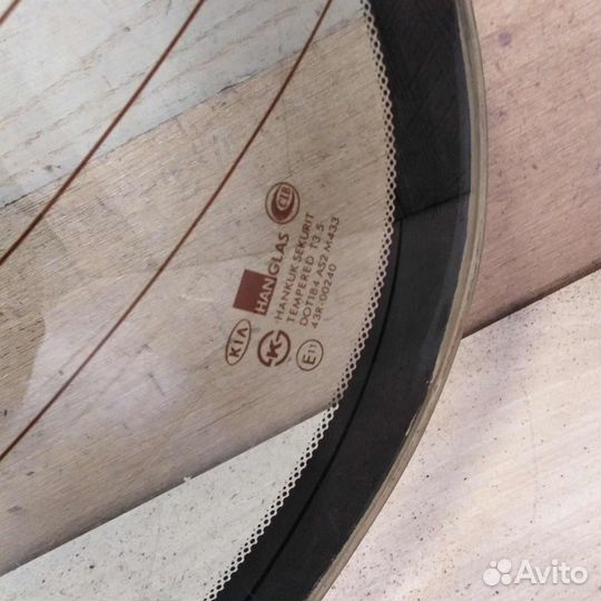 Стекло заднее kia spectra