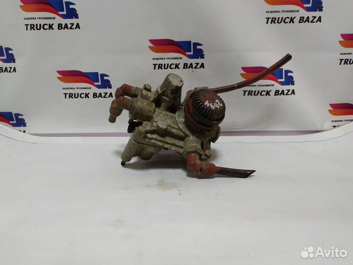 Клапан ускорительный