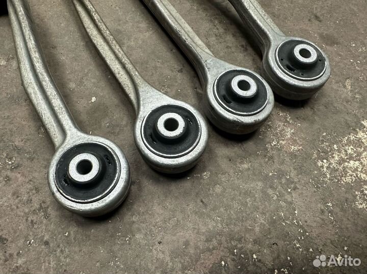 Рычаг передней подвески Audi A4 A5 Q5