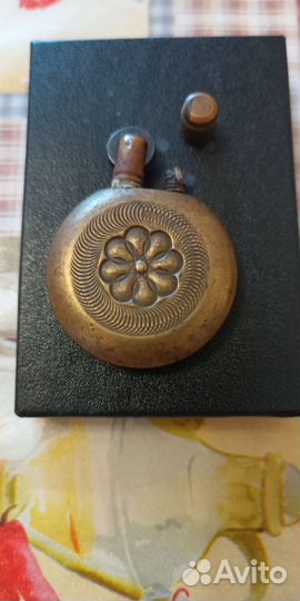 Бензиновая зажигалка