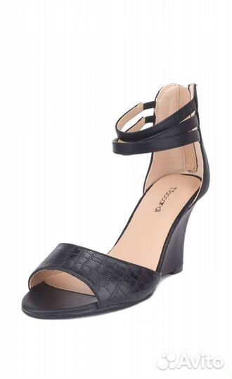 Летние босоножки