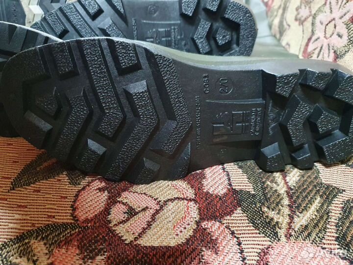 Сапоги забродники и другое