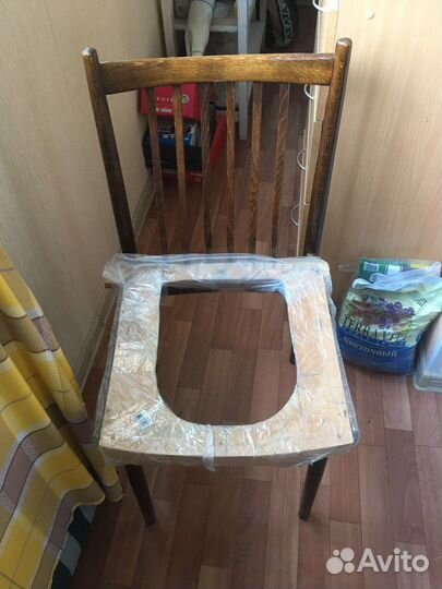 Санитарный стул туалет