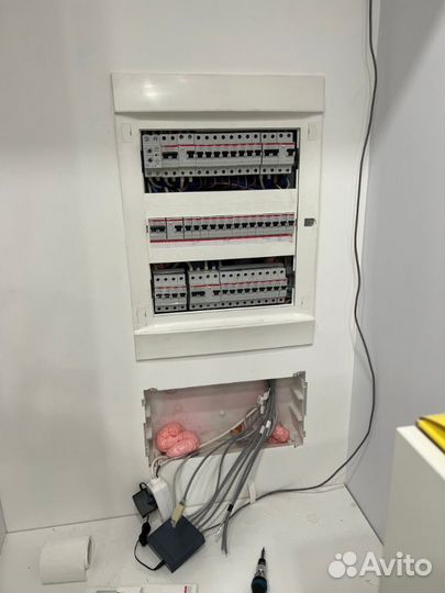 Услуги сантехника. Электрика