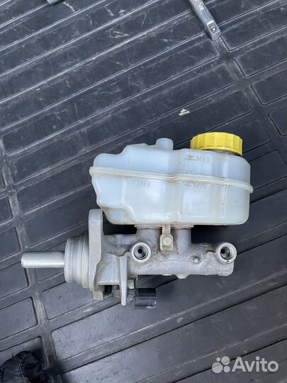 Вакуумный усилитель тормозов в сборе skoda/polo