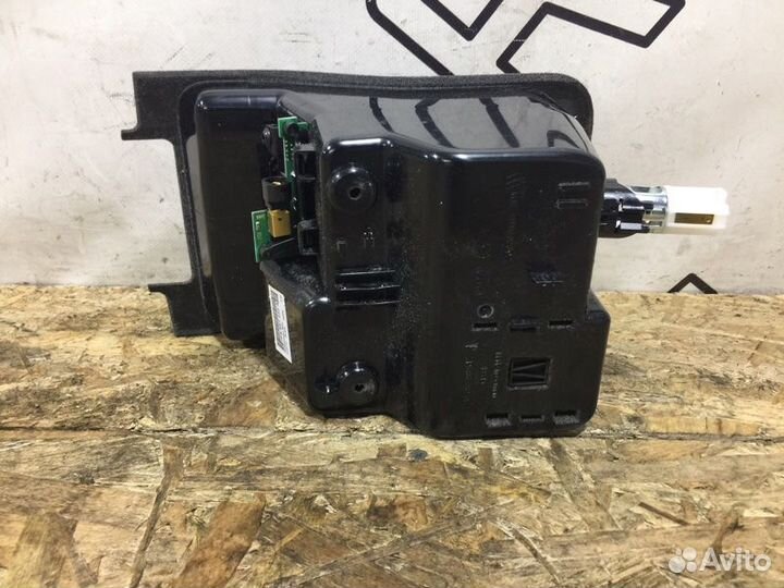 Ящик центральной консоли Porsche Cayenne 2