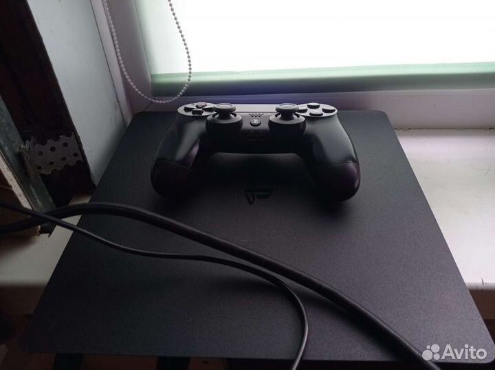 Sony PS4 slim 1tb