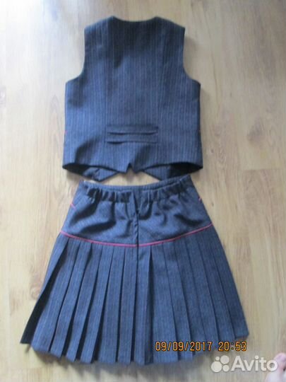 Школьная форма (жилетка+юбка) olmi 134 см