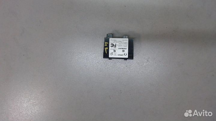 Блок управления центральным замком Cadillac SRX, 2