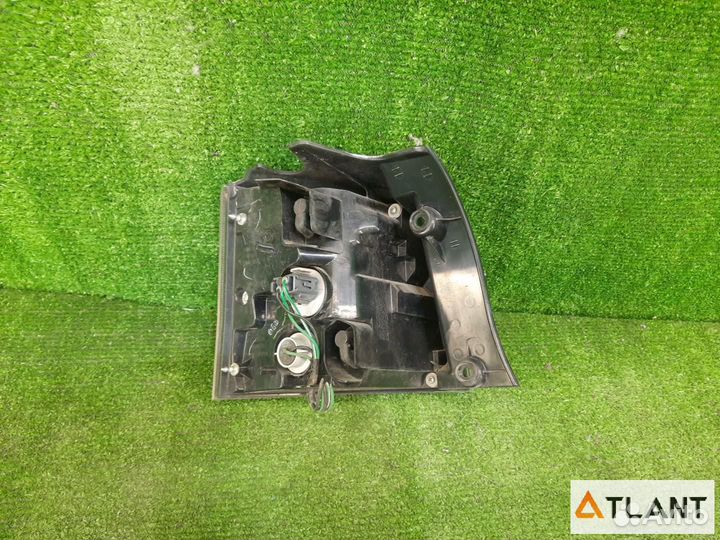 Фонарь задний правый mitsubishi outlander