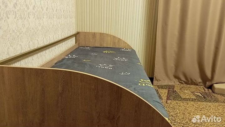 Кровать полуторка с ящиками и матрасом