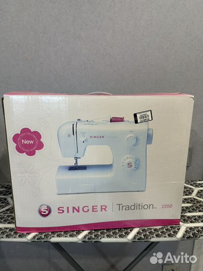 Швейная машина Singer Tradition 2250