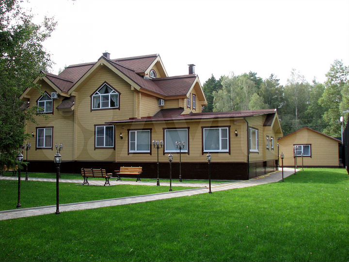 Дом 288 м² на участке 30 сот.