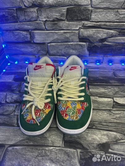 Кроссовки Nike dunk low