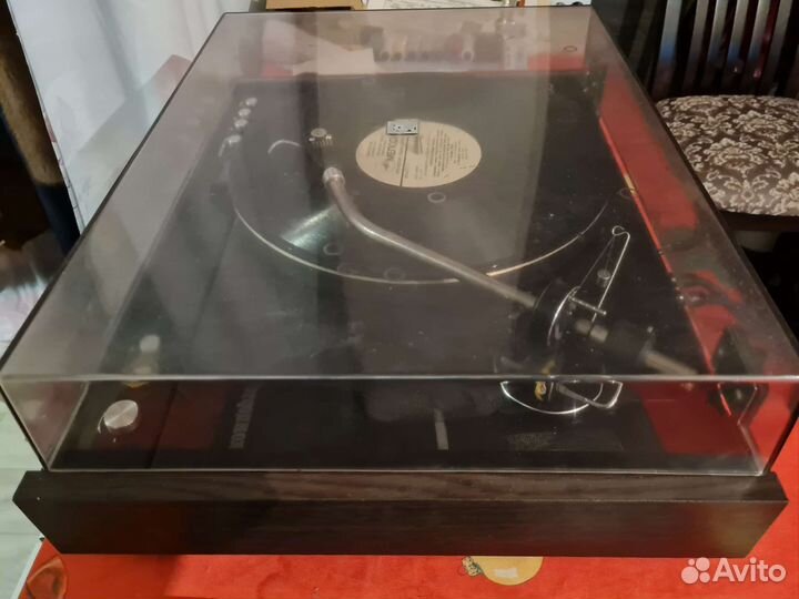 Проигрыватель винила электроника 012