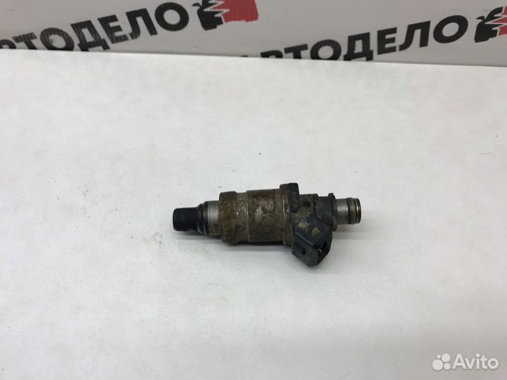 Форсунка бензиновая Honda Domani MA4 1994 г.в