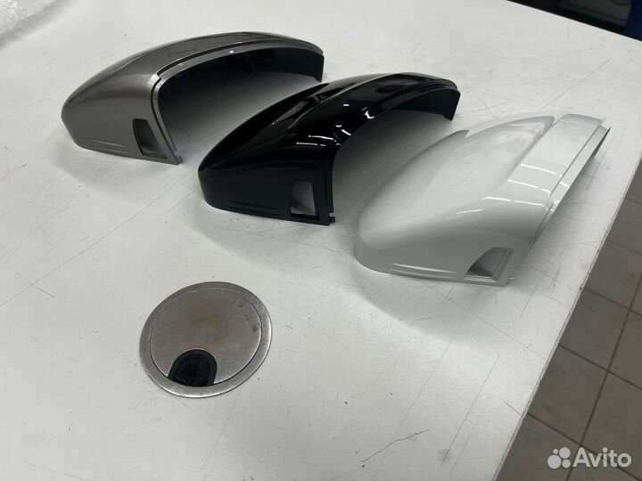 Накладка зеркала левая Volkswagen Tiguan