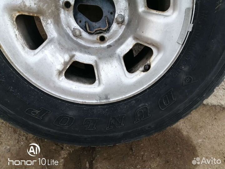 Nissan Patrol y61 запасное колесо R16