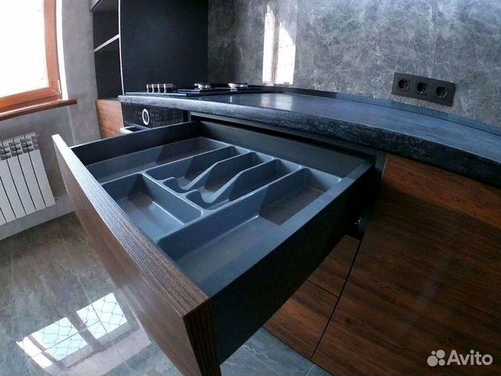 Кухня хайтек по вашим размерам в Краснодаре