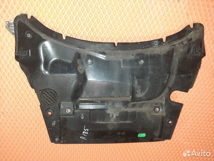 Теплоизоляция защита передняя Porsche Cayenne 958