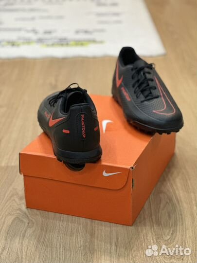 Nike Phantom GT Club TF